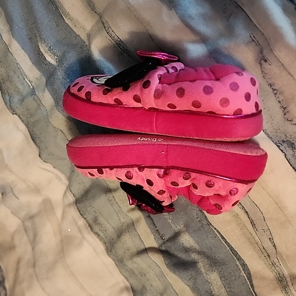 Minnie mouse slippers size L9/10 by Disney - Picture 4 of 7